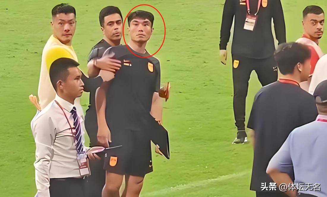 爱游戏入口-武汉队后卫组织能力受质疑，换帅风波或迎解决的简单介绍