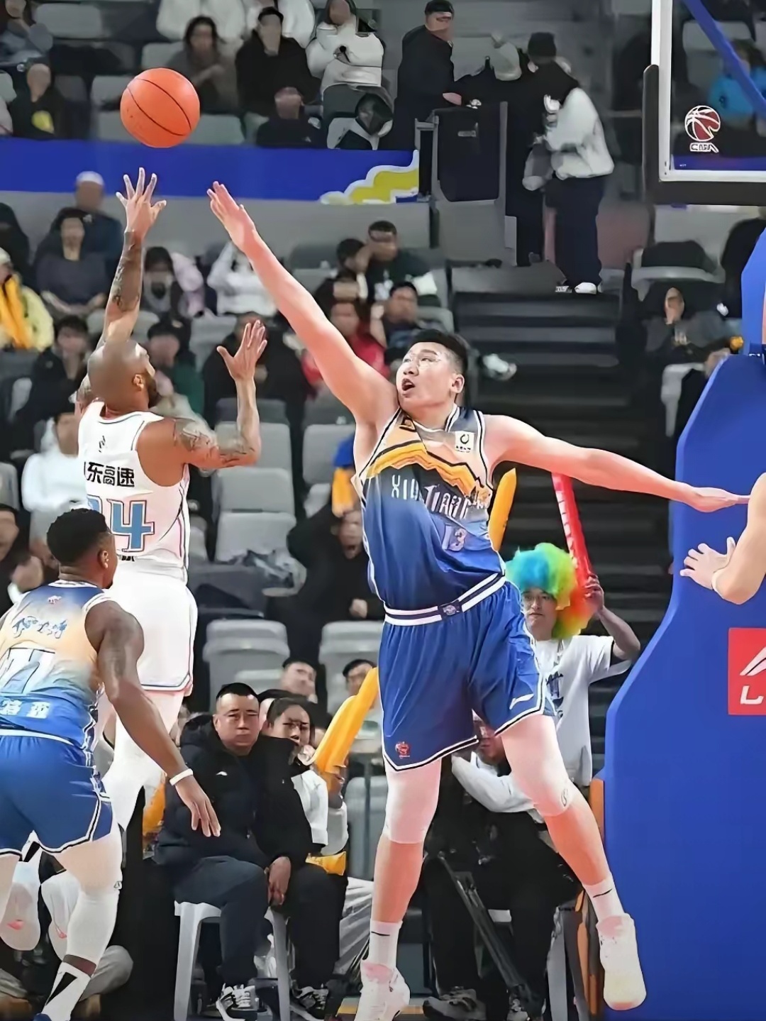 山东男篮惊险胜出，晋级希望再次燃起的简单介绍