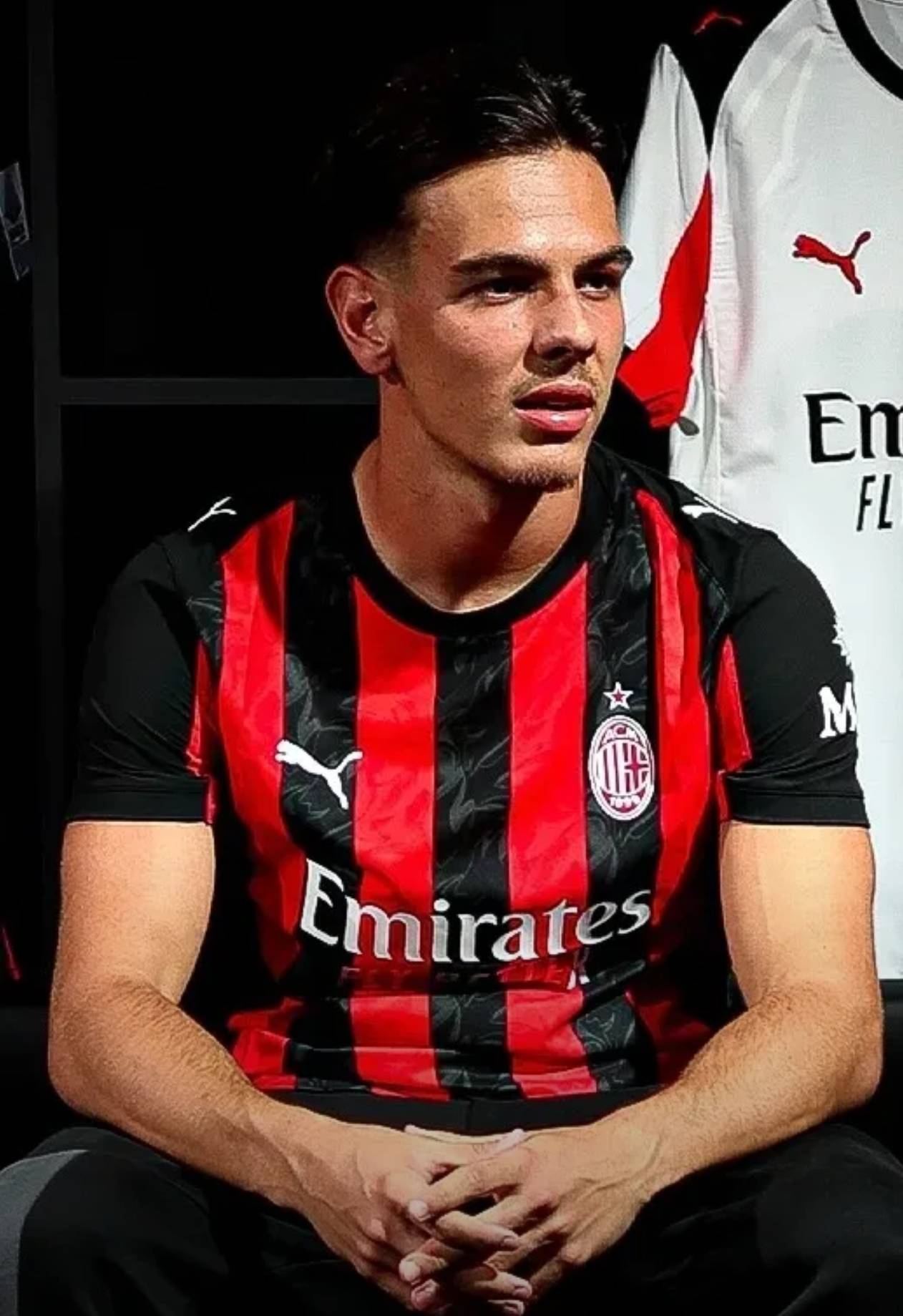 爱游戏网页版-AC米兰队球员伤停多，教练组需调整球队战术的简单介绍