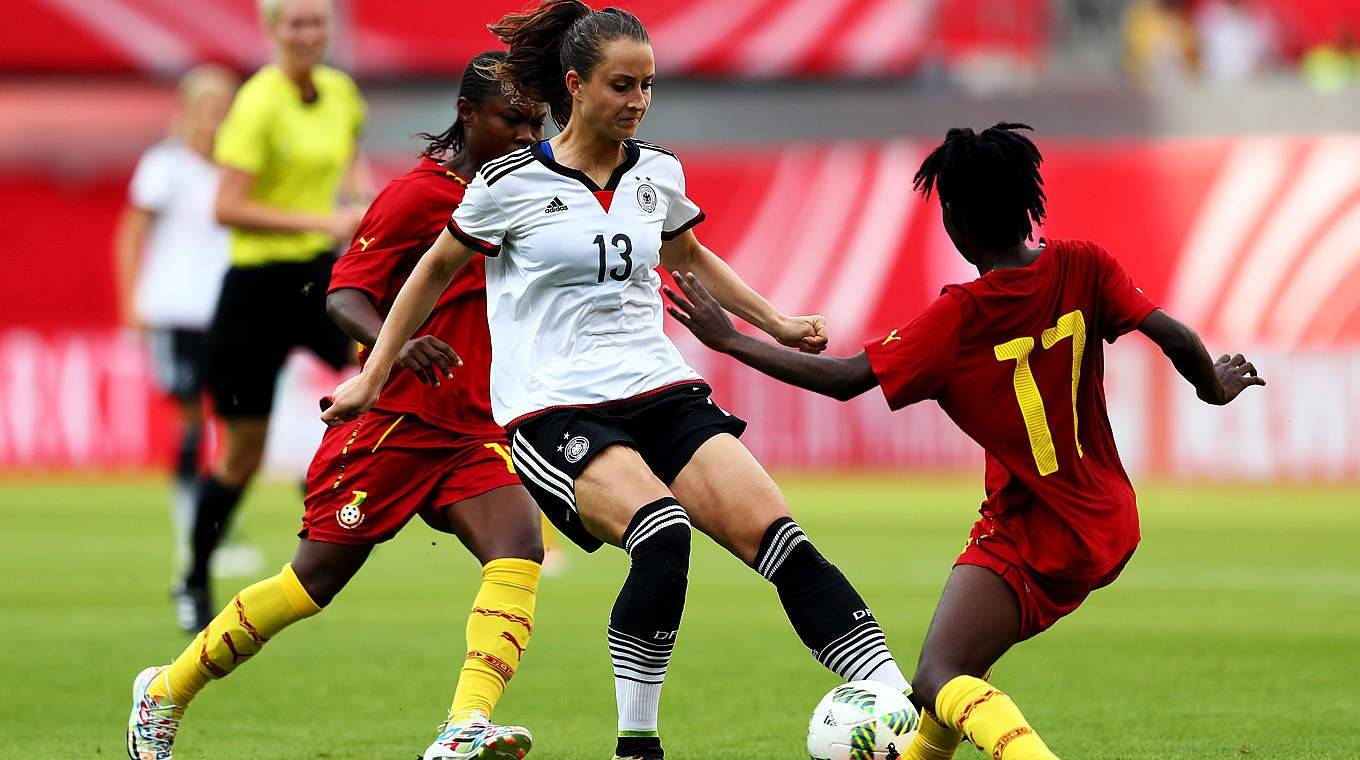 爱游戏网页版入口-西班牙女足表现出色，挺进四强！