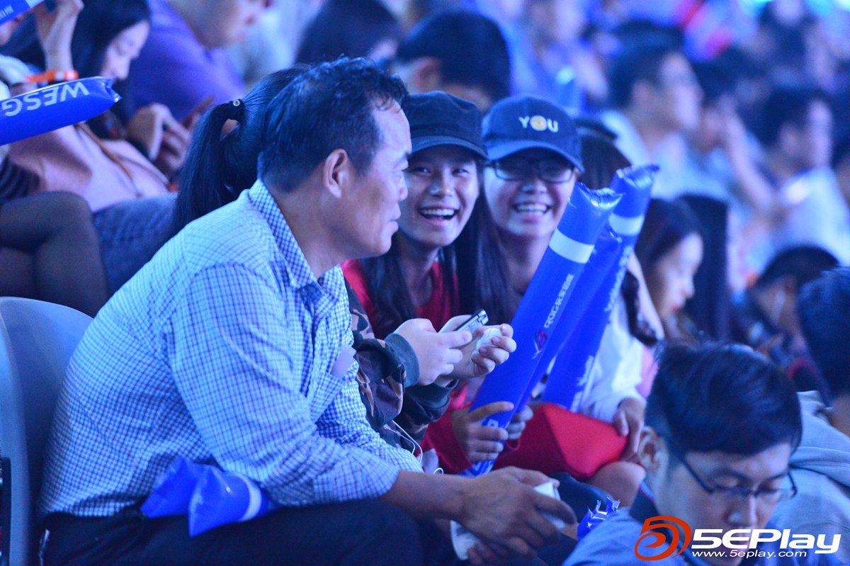 爱游戏官方入口-强强对话，场上对抗紧张激烈的简单介绍