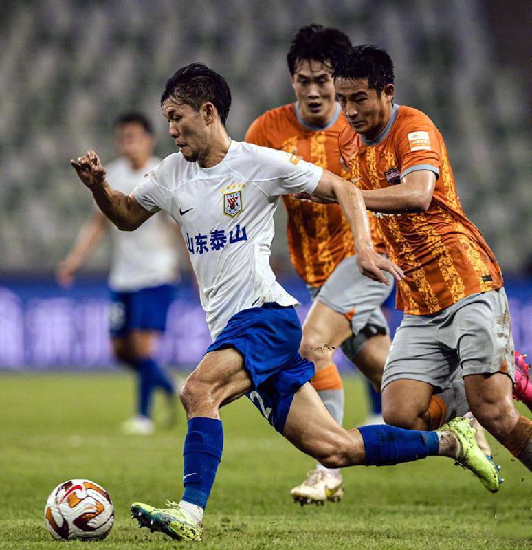 爱游戏体育下载-包含实力之比！顶尖球队搏命对抗，决一胜负的词条