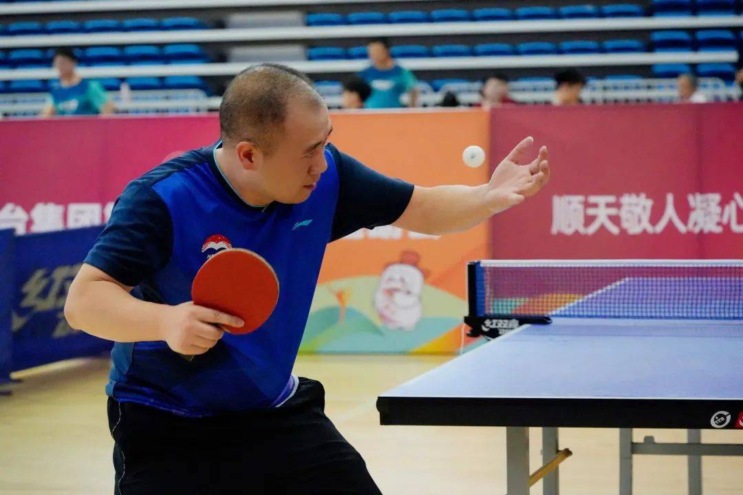 热烈对决：球员风采无限引人的简单介绍